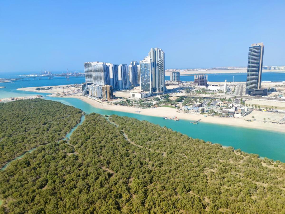 Cozy Mangrove View, Seaview 1 Bedroom 1 Partition Not Abu Dhabi