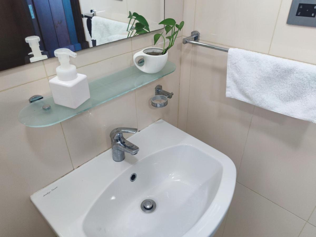 Cozy Mangrove View, Seaview 1 Bedroom 1 Partition Not Apartment *